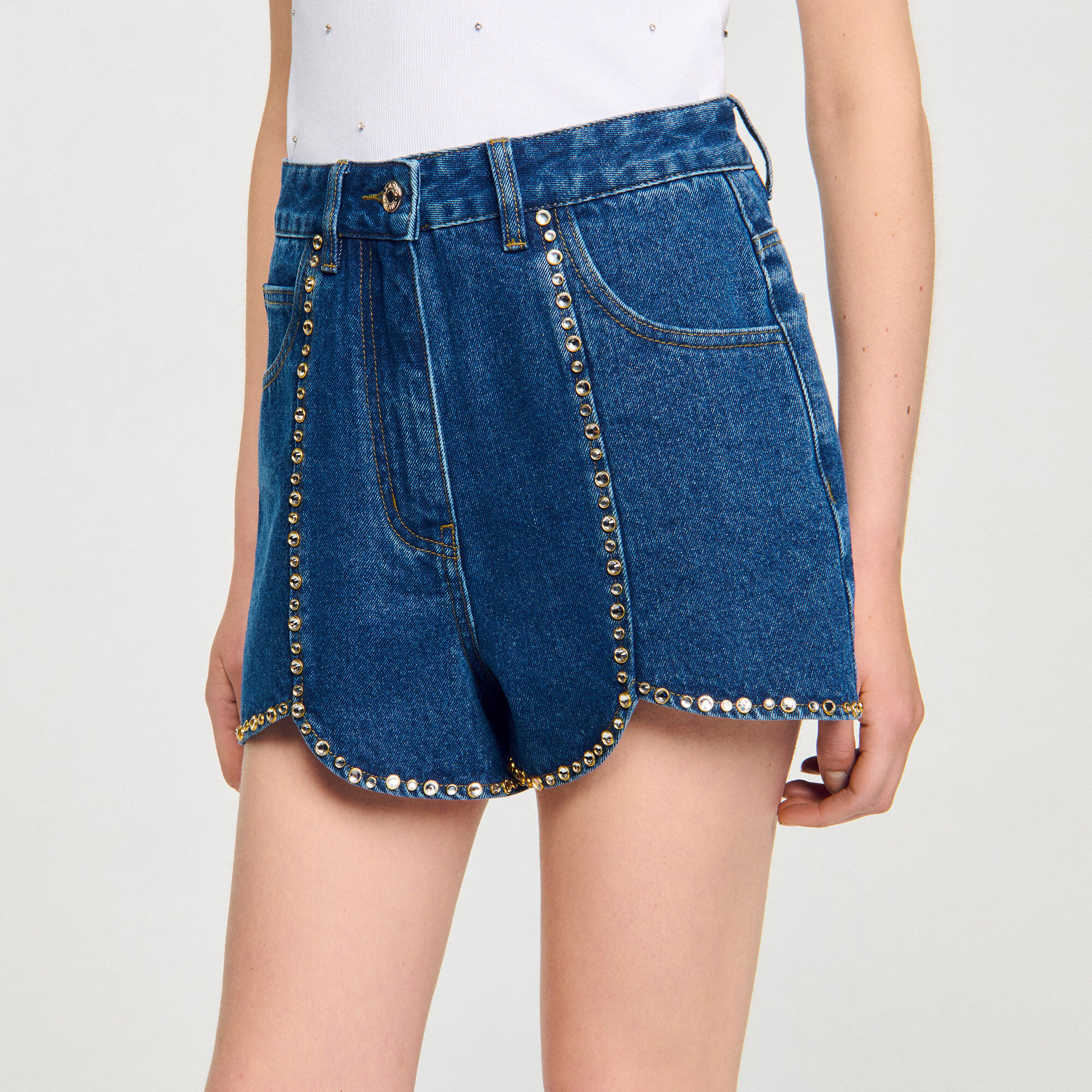 Sträckande denimshorts