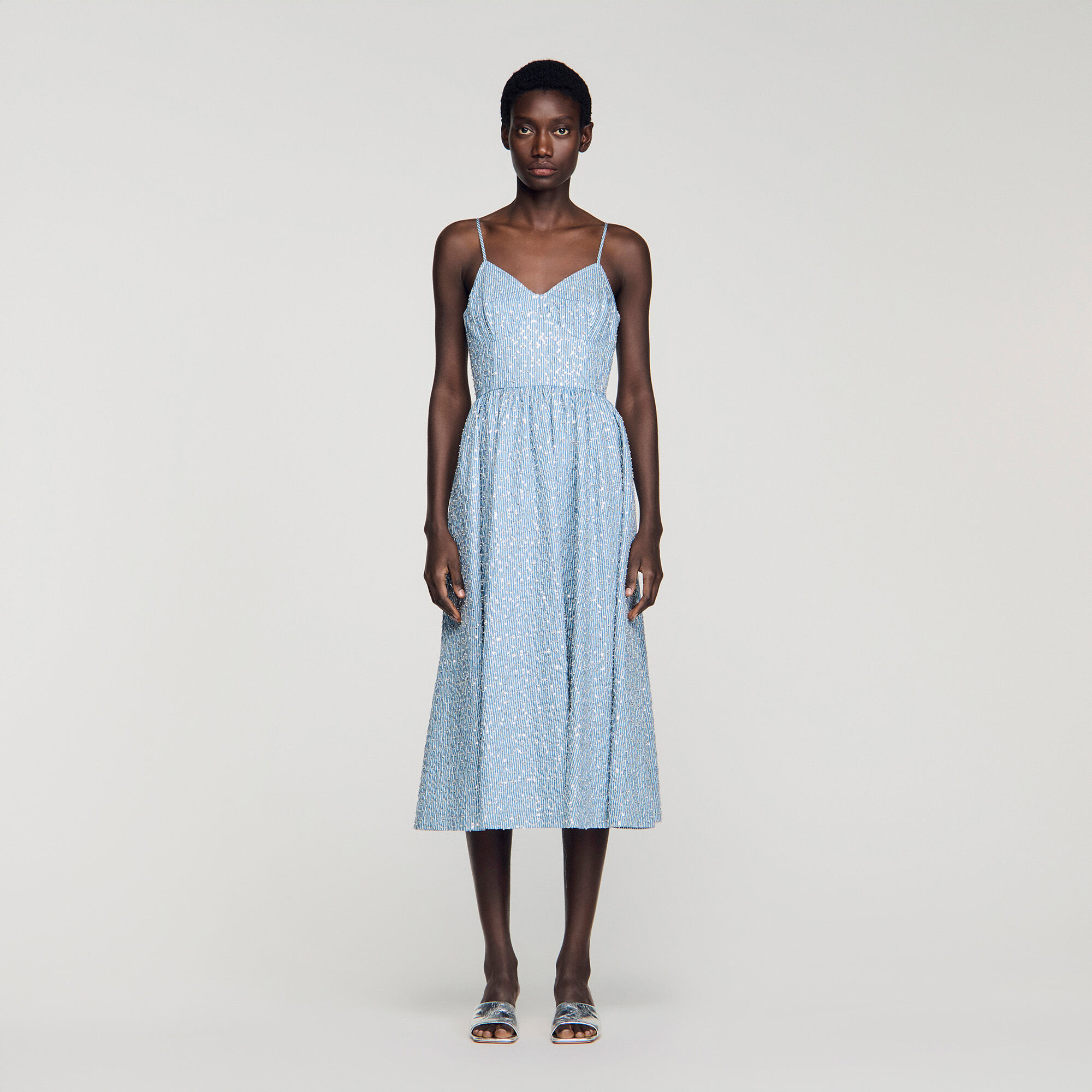 Glittrig midi-dress