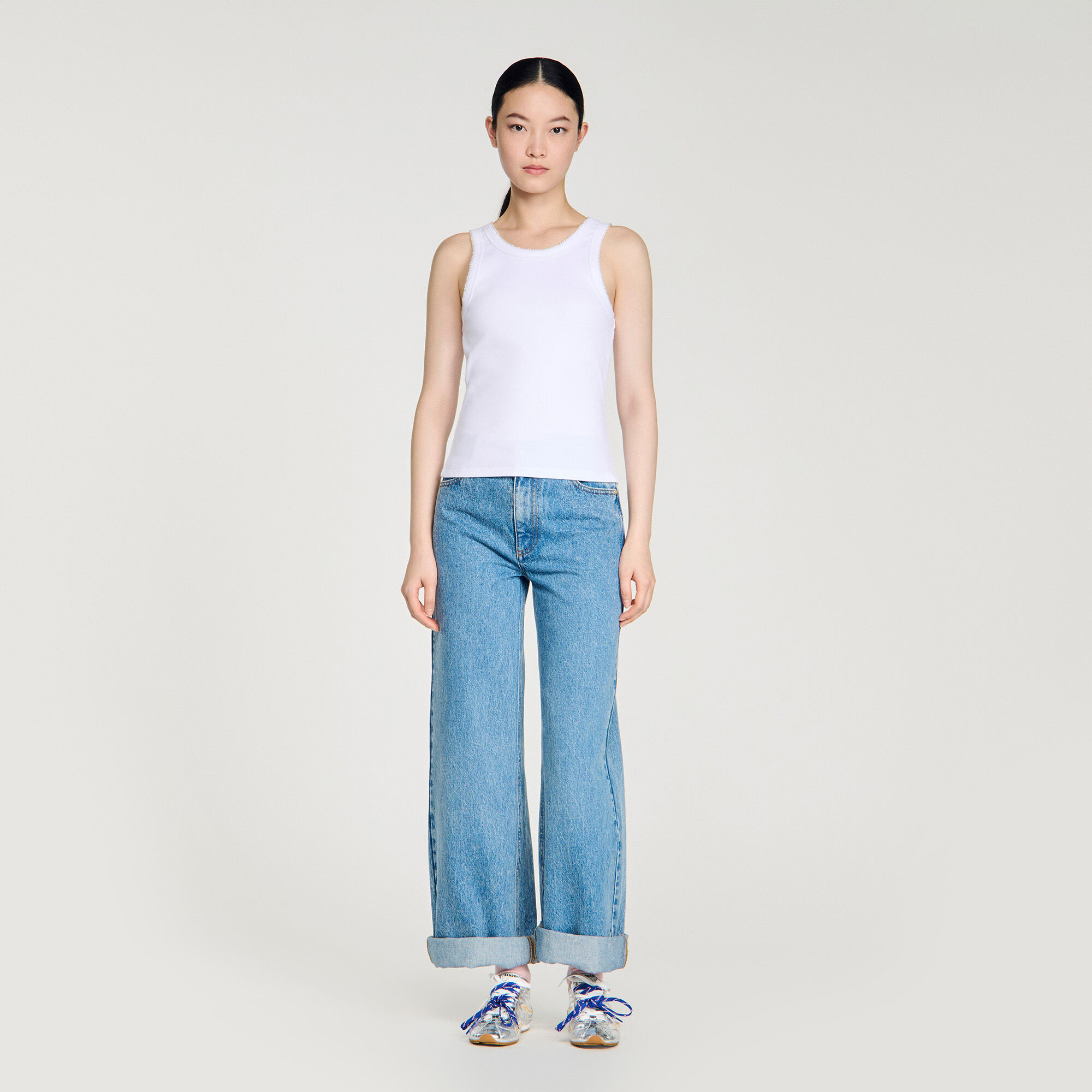 Bordad ribbad vesttopp