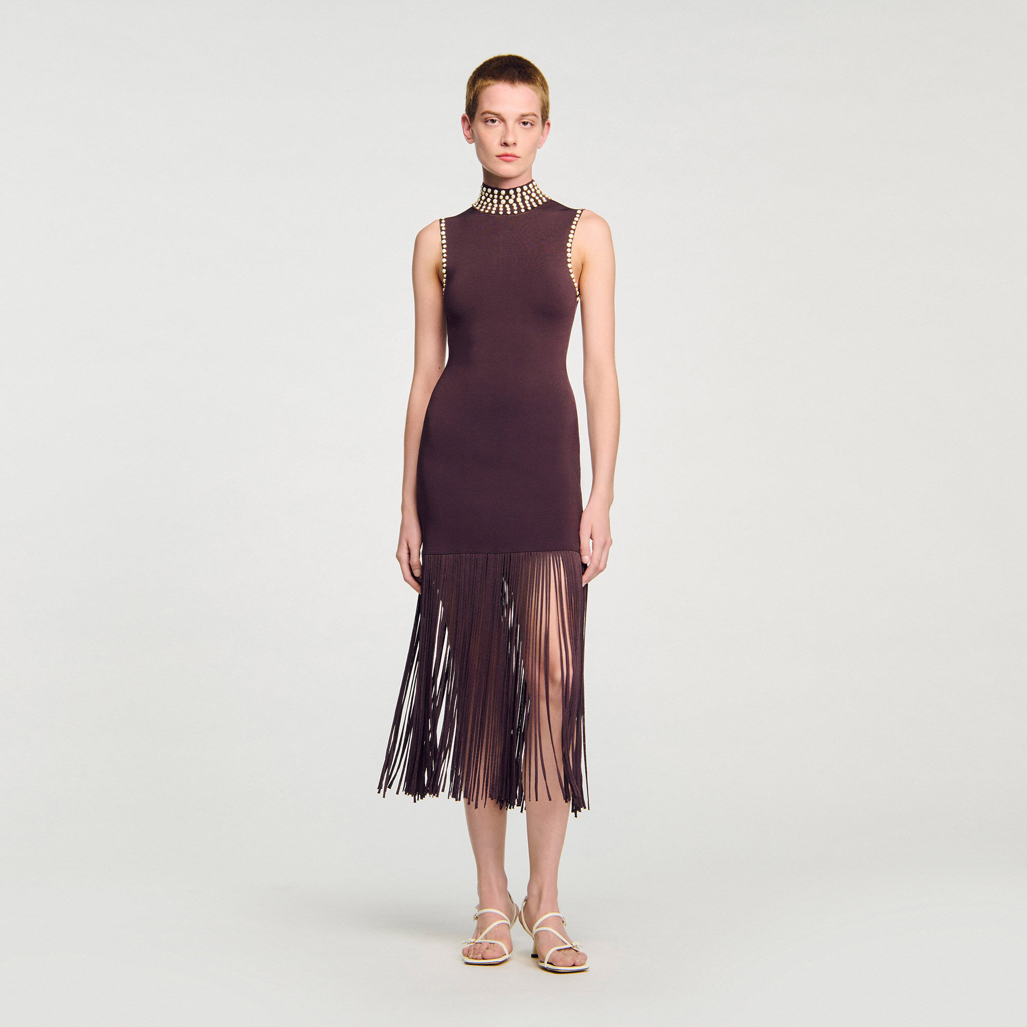 Kantad tröjor med mididress