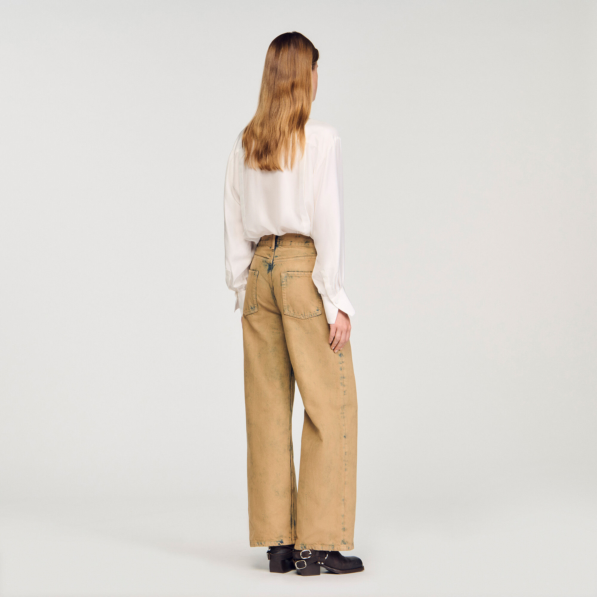 Fadade bredbenigna jeans
