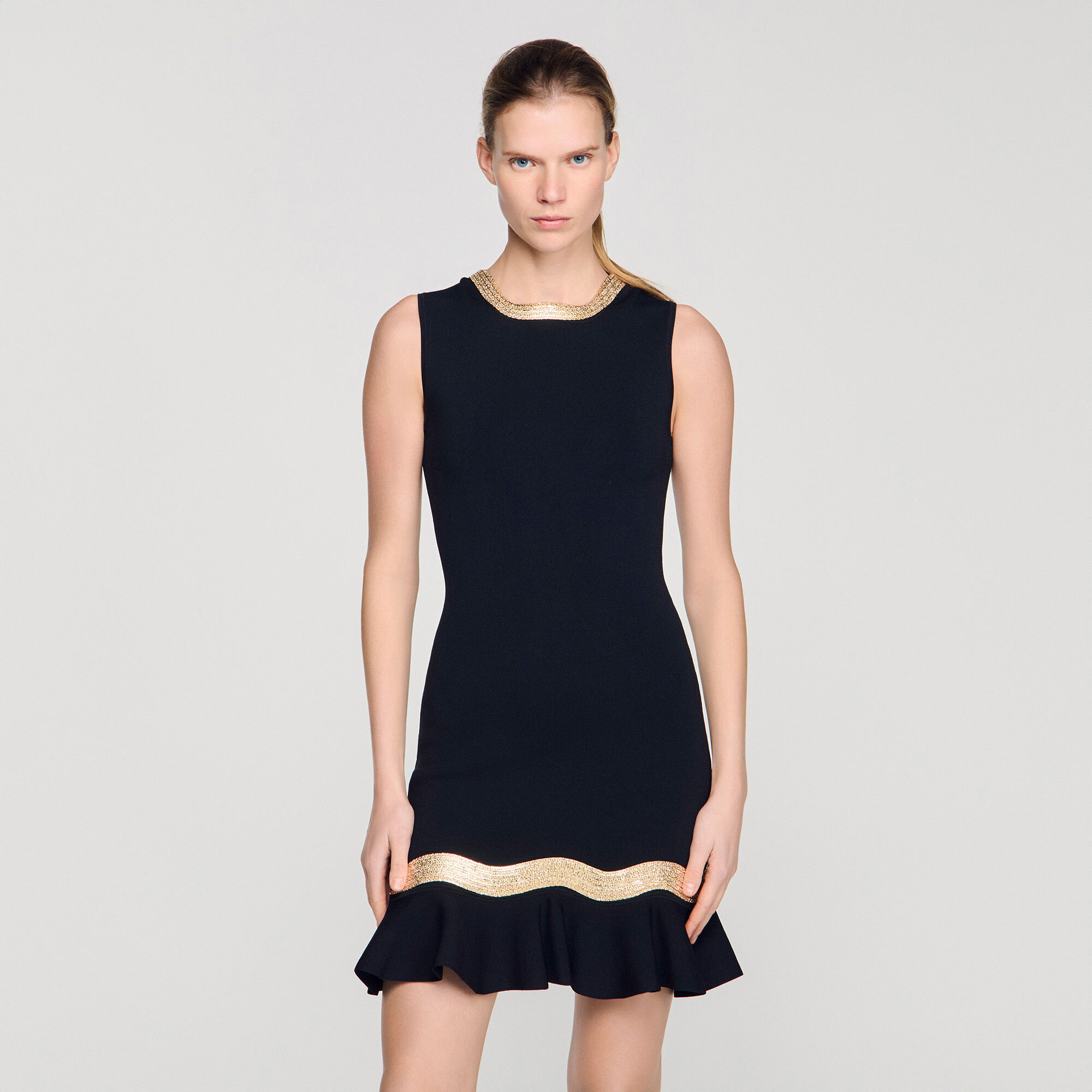 Metallkedjeknäppt minidress