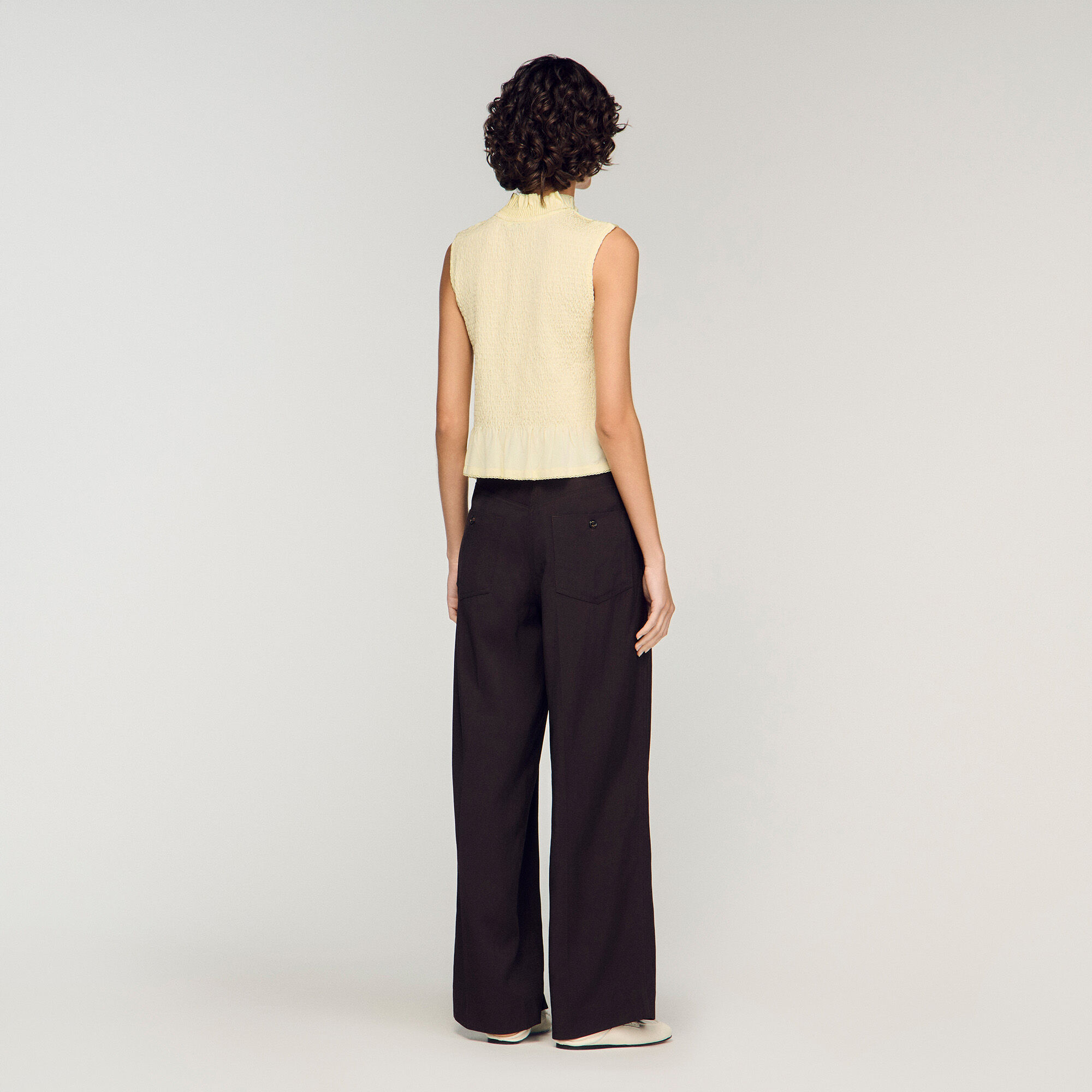 Rufsmyckad smockad top