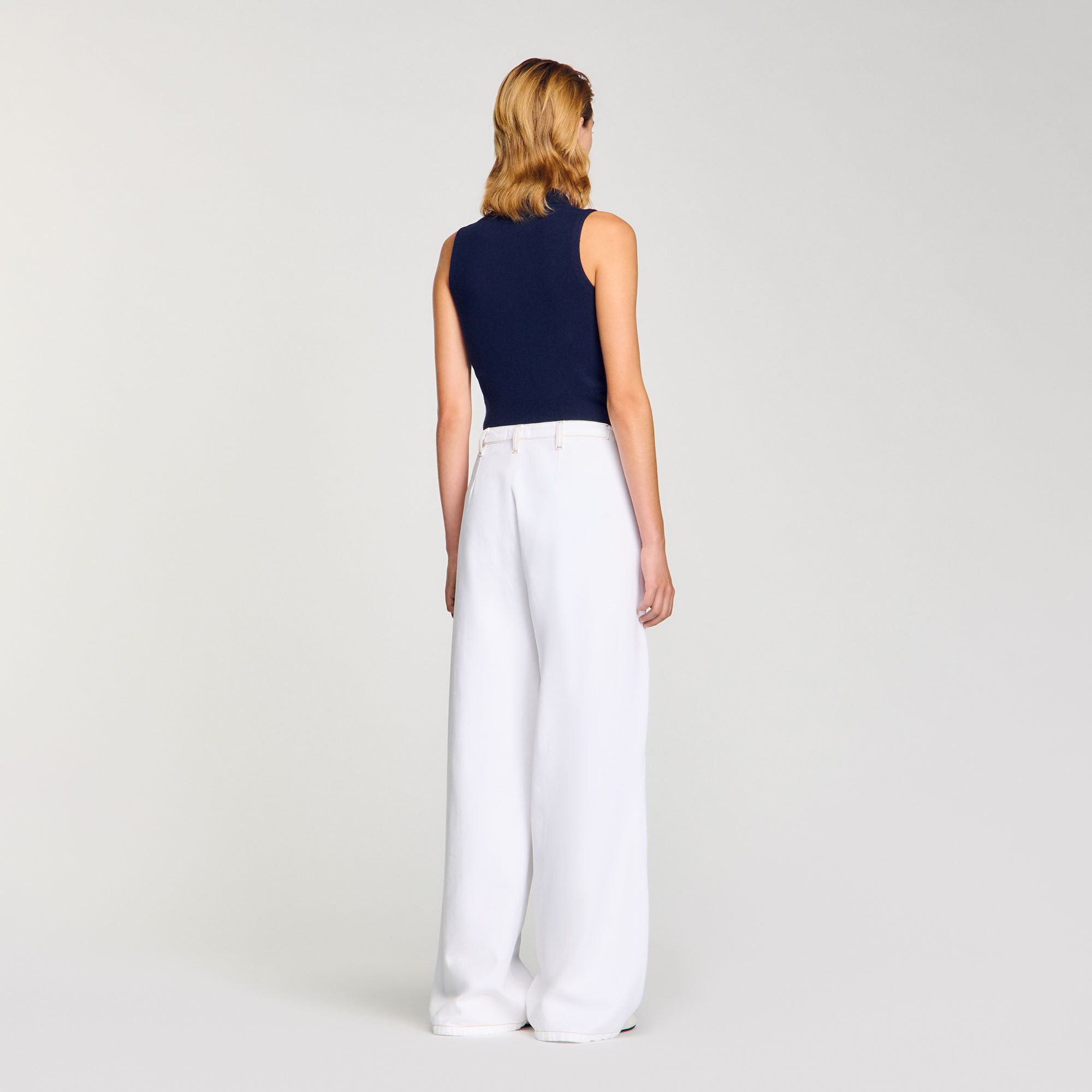 Topstitched bredbenade jeans