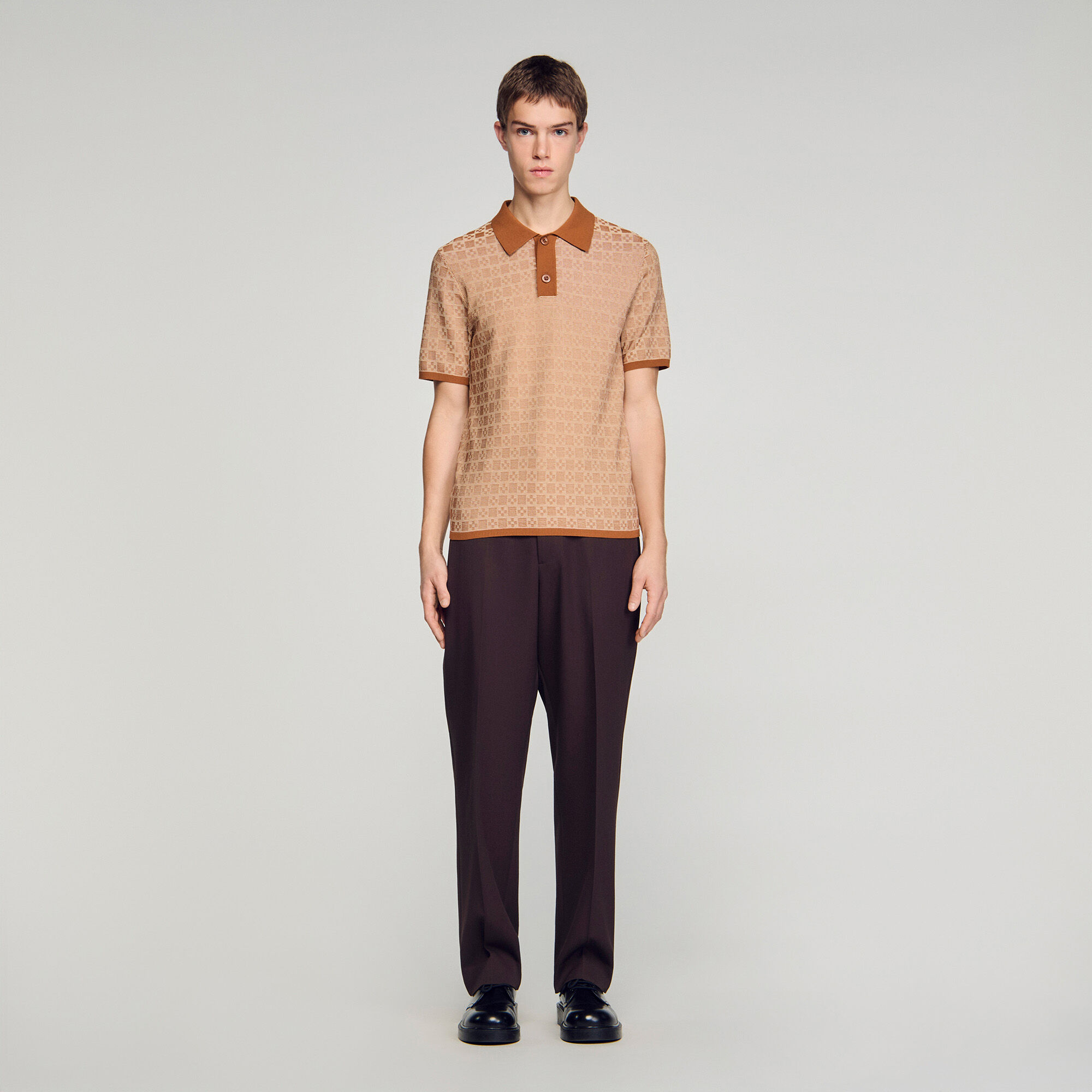 Fyrkantig kors poloshirt