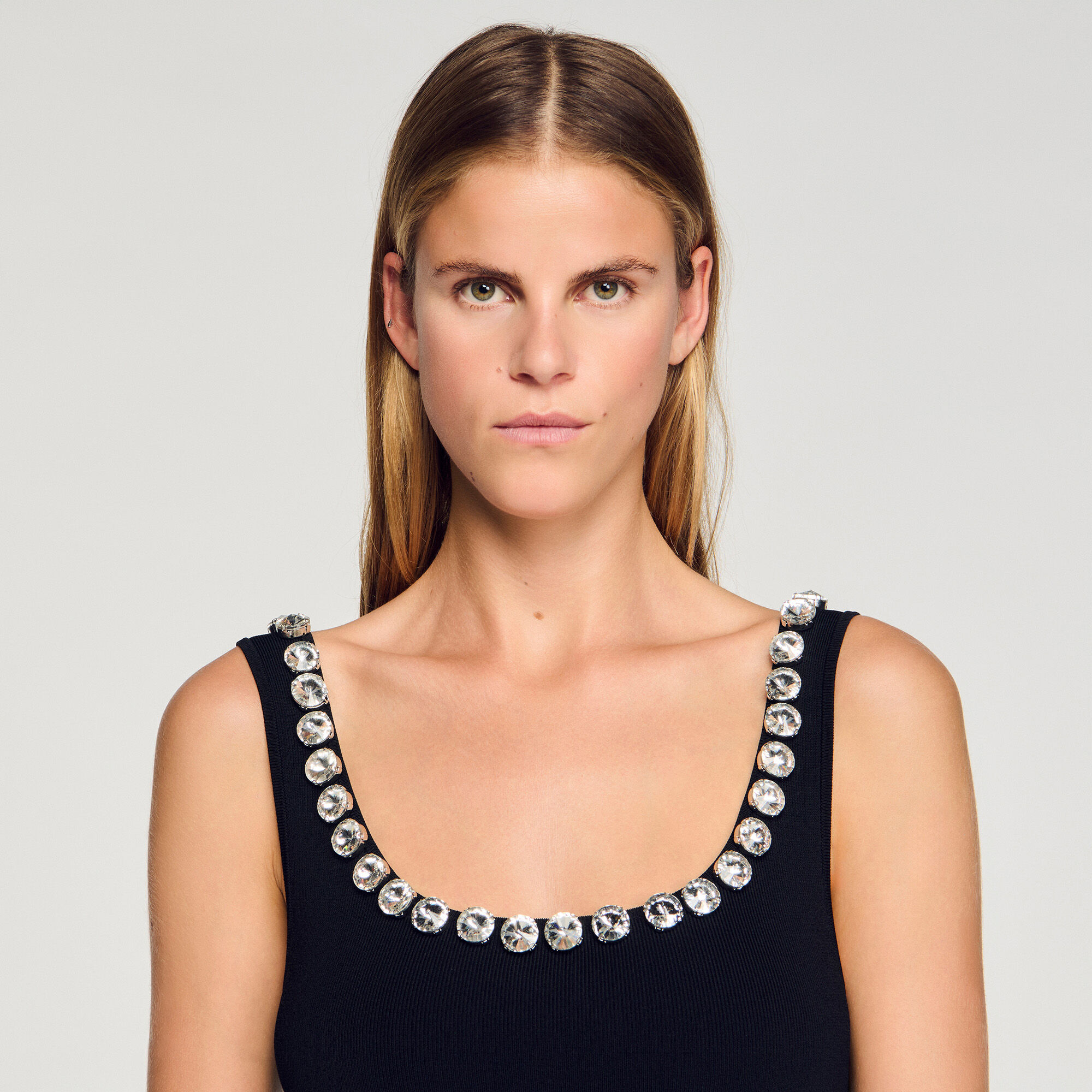 Minidress med sträckhals